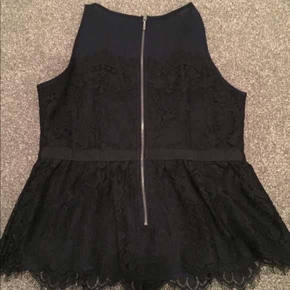 Loft Top - Picture 3 of 5